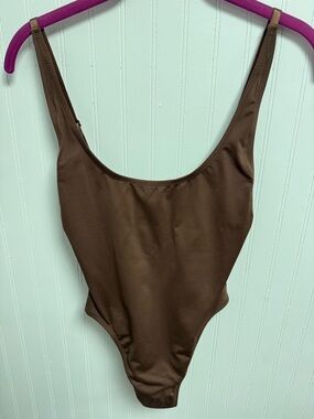 Skims Recycled Swim Scoop Neck Onepiece Small Cocoa NWT